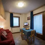 Casa Le Rondini 公寓