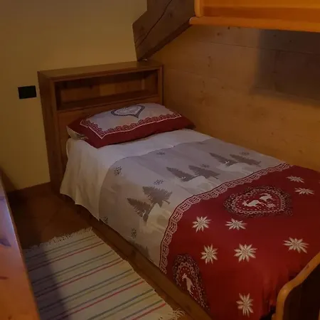 아파트 Casa Le Rondini *
